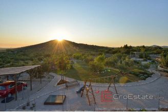 020 2021 364 sibenik luxury stone villa with_pool for sale