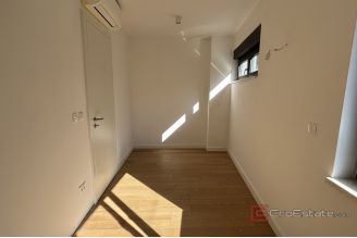 017 2035 277 Split Meje Luxury apartment in a new building for sale