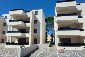 001 1026 35 Vir Modern apartment near the beach for sale