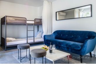 007 2022 474a Rogoznica one bedroom apartment with terrace for sale