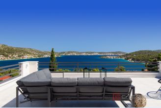 001 2022 474 Rogoznica modern house near the beach for sale 001 2022 474 Rogoznica modern house near the beach for sale