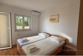 017 2035 283 Trogir two bedroom apartment with sea view for sale