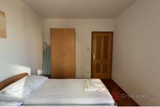 017 2035 283 Trogir two bedroom apartment with sea view for sale