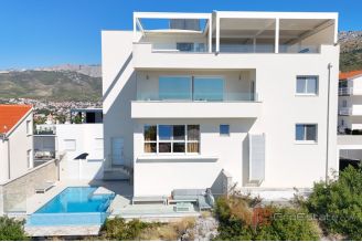020 2031 208 near split a modern villa with infinity pool for sale