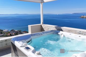 020 2031 208 near split a modern villa with infinity pool for sale