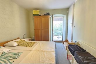 010 1014 39 Porec renovated stone house with sea view for sale