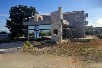 009 1014 40 porec modern villa in peaceful setting for sale