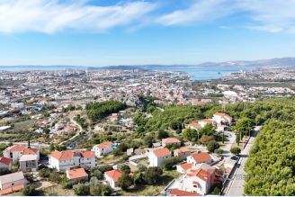 001 2049 74 Split area Building land in a peaceful location for sale