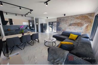 020 2021 420 near zadar villa first row to the sea for sale