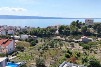 005 2044 68 Split area Building land in a peaceful location for sale