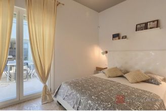 015 1014 44 Porec modern house with pool for sale