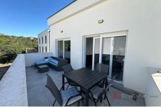 018 2044 72 Rogoznica newly built residential building for sale