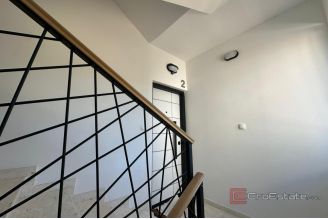 018 2044 72 Rogoznica newly built residential building for sale