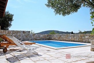015 2035 294 Marina authentic stone house with swimming pool for rent