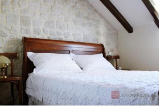 015 2035 294 Marina authentic stone house with swimming pool for rent