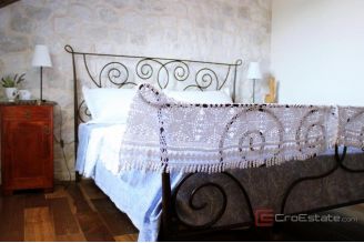 015 2035 294 Marina authentic stone house with swimming pool for rent