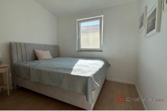 014 5436 30 Rogoznica Three bedroom apartment near the beach sale