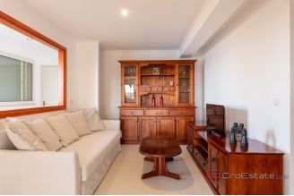 020 2052 91 Korcula Seafront house for sale