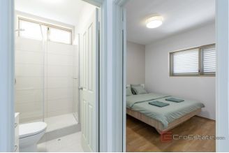 020 2052 91 Korcula Seafront house for sale