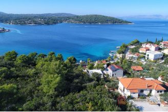 003 2047 103 Solta Building land with a sea view for sale