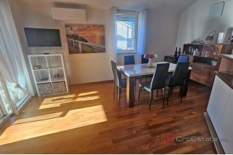 011 1023 53 Krk Apartment with sea view for sale