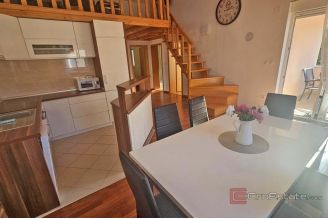 011 1023 53 Krk Apartment with sea view for sale