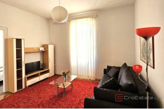010 1029 01 Dubrovnik Spacious ground floor apartment for sale