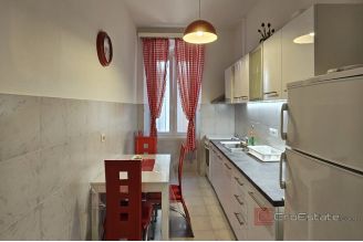 010 1029 01 Dubrovnik Spacious ground floor apartment for sale