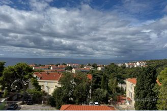 001 1029 02 Dubrovnik Spacious apartment for sale