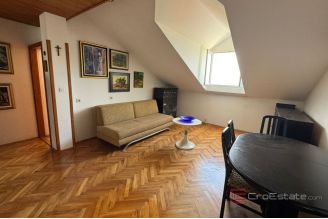 006 1029 02 Dubrovnik Spacious apartment for sale