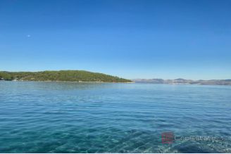 001 2047 107 Solta Building land in the first row to the sea for sale 001 2047 107 Solta Building land in the first row to the sea for sale