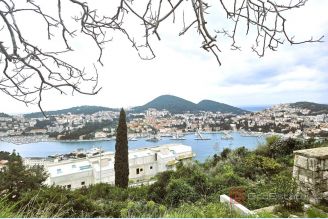 001 1029 06 Dubrovnik House with two apartments in a quiet location for sale 001 1029 06 Dubrovnik House with two apartments in a quiet location for sale