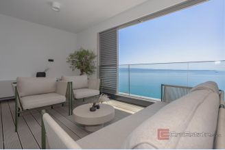 001 2046 117 Split luxury two bedroom apartment with sea view for rent 001 2046 117 Split luxury two bedroom apartment with sea view for rent