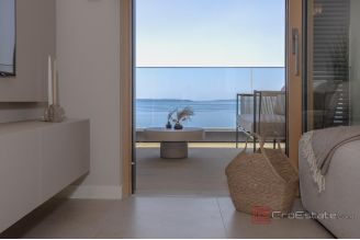 016 2046 117 Split luxury two bedroom apartment with sea view for rent