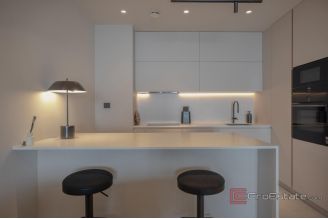 016 2046 117 Split luxury two bedroom apartment with sea view for rent
