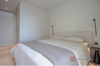 016 2046 117 Split luxury two bedroom apartment with sea view for rent