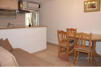 11 2018 71 apartment split center