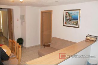 11 2018 71 apartment split center