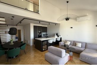 015 2046 114 Split area moder aparatment with sea view for sale