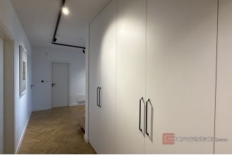 015 2046 114 Split area moder aparatment with sea view for sale