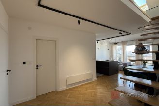 015 2046 114 Split area moder aparatment with sea view for sale