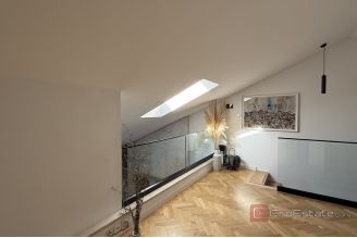 015 2046 114 Split area moder aparatment with sea view for sale