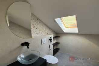 015 2046 114 Split area moder aparatment with sea view for sale