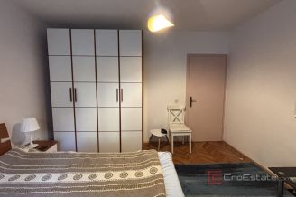 015 2035 299 Split Bacvice Spacious two bedroom apartment for sale