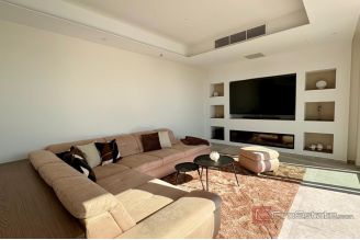 014 2029 110 Omis Villa with pool and sea view for sale