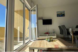 013 2044 74 Sibenik Two bedroom apartment with an opensea view for sale