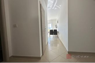 013 2044 74 Sibenik Two bedroom apartment with an opensea view for sale