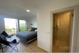 013 1023 54 Krk modern apartment with sea view for sale
