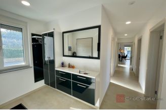 013 1023 54 Krk modern apartment with sea view for sale