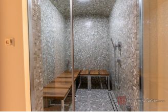 020 5438 30 split luxury villa in the elite district for sale